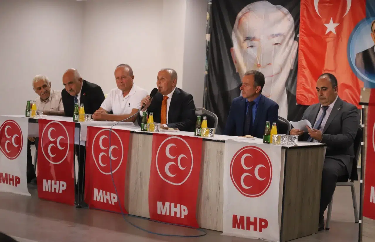 Hekimhan'da MHP'de Tek Liste, Tek Sonuç: Efendi Akyüz Güven Tazeledi