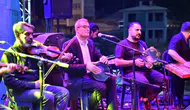 Yeşilyurt’ta Türkülerle Dolu Festival Gecesi: Binlerce Kişi Coşkuya Ortak Oldu
