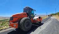 Battalgazi'de Asfalt Mesaisi Sürüyor! Yarımcahan Mahallesi'nde Ulaşım Daha Güvenli Hale Geldi