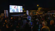 Arguvan’da Sinema Akşamı: Yüzlerce Kişi Nazım Hikmet Meydanı’nda Buluştu
