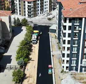 Yeşilyurt’ta Ulaşımı Rahatlatacak Çalışma: Özalper’de Yollar Yenileniyor