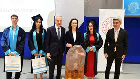 Mehmet Ali Aydınlar Fen Lisesi mezuniyetinde eğitim yatırımları vurgulandı