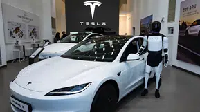 Tesla’dan Rekor Satış Performansı: Teslimatlar Beklentileri Aştı, Hisseler Yine Geriledi