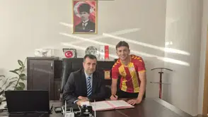 Yeşilyurtspor Genç Orta Sahayı Kadrosuna Kattı! Ahmet Yağız Mengi Resmen İmzayı Attı
