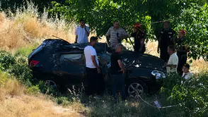 Malatya'da Korkutan Kaza! Otomobil Kayısı Bahçesine Uçtu, Sürücü Ağır Yaralı