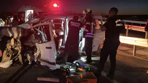 Malatya'da Tek Şeritte Can Pazarı! İki Araç Kafa Kafaya Çarpıştı, 6 Yaralı
