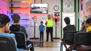 Yeşilyurt'ta Trafik Bilinci Küçük Yaşta Kazandırılıyor