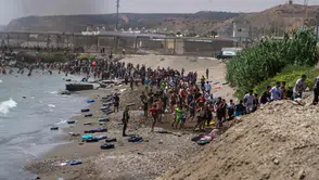 İspanya Sınırında Göçmen Krizi Derinleşiyor: Ceuta'da Olağanüstü Hareketlilik