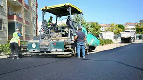 Çavuşoğlu’nda Yollar Yenileniyor: 1.500 Ton Sıcak Asfalt Serilecek