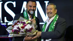 Darende’de yağmura rağmen coşku dinmedi: Alişan konserine binlerce kişi akın etti