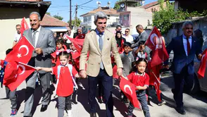 Malatya’da Okulların İlk Günü: Minik Öğrenciler İçin Geleneksel “Âmin Alayı” ile Unutulmaz Başlangıç