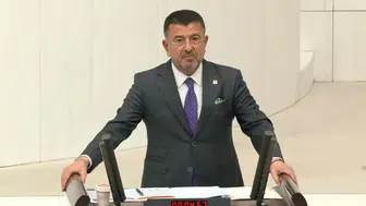 Veli Ağbaba'dan Kayısı Fiyatları İçin Acil Çağrı: "TMO Derhal Alıma Başlamalı"