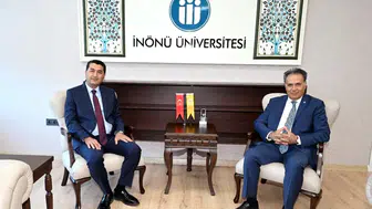 Boyraz’dan İnönü Üniversitesi’nde İş Dünyası Mesajı: “Üniversite-Sanayi İş Birliğini Güçlendirmeliyiz”