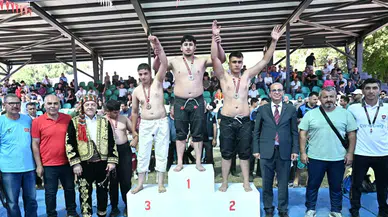 Yeşilyurt’ta Er Meydanı Nefes Kesti! Karakucak Güreşlerinin Başpehlivanı Belli Oldu