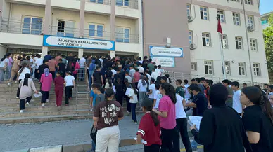 Malatya’da LGS Heyecanı Başladı! 10 Binin Üzerinde Öğrenci Geleceği İçin Ter Döküyor