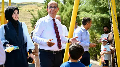Banazı’ya Çevreci Yatırım: Güneş Enerjisiyle Çalışan Çocuk Parkı Hizmete Açıldı