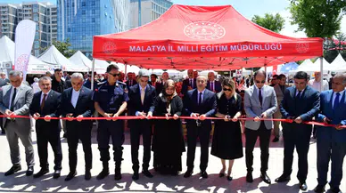 Malatya’da Eğitim ve Sanat Buluştu: Binlerce Kursiyerin Eserleri Şenlikte Sergileniyor