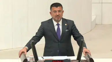 Veli Ağbaba'dan Kayısı Fiyatları İçin Acil Çağrı: "TMO Derhal Alıma Başlamalı"