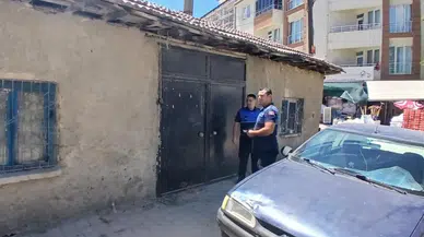 Battalgazi'de Ruhsatsız Kayısı Deposuna Zabıta Baskını! İş Yeri Mühürlendi