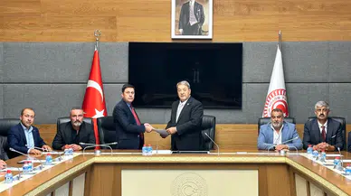 Malatya’nın Talepleri TBMM Gündeminde: Fendoğlu Muhtarlarla Bir Araya Geldi
