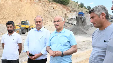 Malatya Büyükşehir'den Yol Hamlesi! Mobil Konkasörlerle Hem Üretim Artıyor Hem Hizmet Hızlanıyor