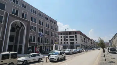 Yeni Malatya Çarşısı'nda Perde Arkası: Dükkânlar Açıldı, Esnaf Kara Kara Düşünüyor