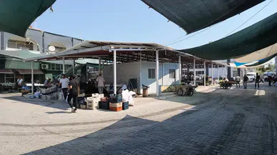 Malatya'nın Kayısı Merkezinde Kritik Bekleyiş: Şire Pazarı Yıkılacak mı?