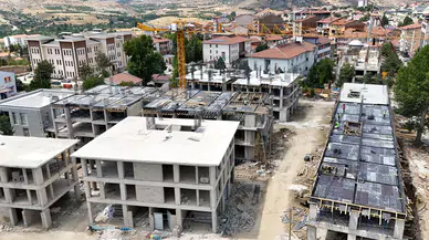 Hekimhan’da Yeni Çarşı Şekilleniyor: İnşaatlarda Katlar Yükseldi