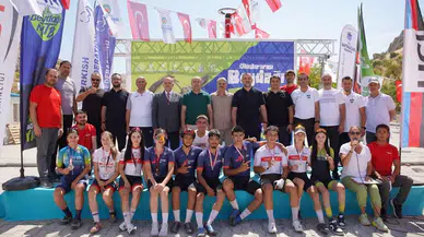 Uluslararası Beydağı Dağ Bisikleti Yarışı Ödül Töreniyle Tamamlandı