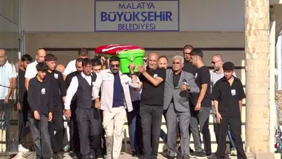 Oral Çelik Malatya’da Toprağa Verildi