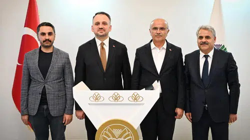 Bakan Yardımcısından Malatya’ya Övgü: “Bu Kütüphane Türkiye’nin En İyileri Arasında Yer Alır”