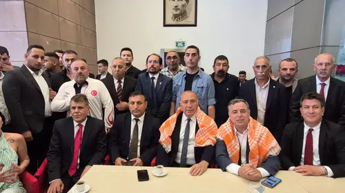 Malatya’dan Ankara’ya Destek Yolculuğu! CHP’liler Grup Toplantısı Öncesi Başkente Gitti