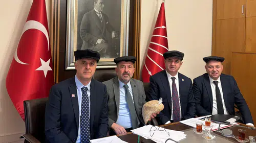 Veli Ağbaba’dan Malatya Çarşısı Tepkisi: “Kepenk Açılmıyorsa Sorun Binalarda Değil Planlamadadır”