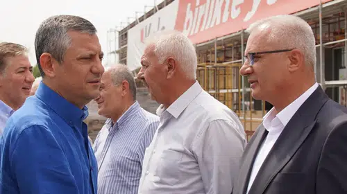 Arguvan'da CHP'den Toplu Ayrılık Kararı! Yeni Siyasi Oluşuma Katılacaklarını Duyurdular