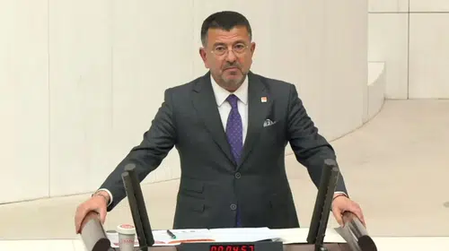 Veli Ağbaba'dan Kayısı Fiyatları İçin Acil Çağrı: "TMO Derhal Alıma Başlamalı"