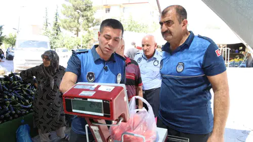 Battalgazi'de Temizlik ve Pazar Mesaisi Hız Kesmeden Devam Ediyor