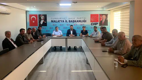 CHP'nin Malatya’da Yeni Yol Haritası Belli Oluyor: İlçe Başkanları Bir Araya Geldi