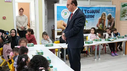 Yeşilyurt’ta Minik Öğrenciler Yerli Tohumla Buluştu: Tarım Bilinci Küçük Yaşta Başlıyor