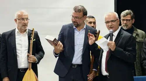 Tolga Sağ ve Muharrem Temiz Arguvan’da Sahne Aldı! Türkülerle Dolu Geceye Yoğun İlgi