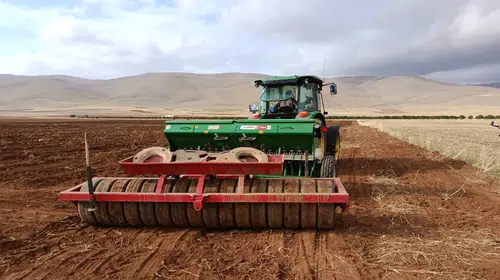 Malatya Darende’de Yeni Sezon Başladı: 40 Bin Dönüm Arazi Buğday ve Arpa İçin Ekiliyor