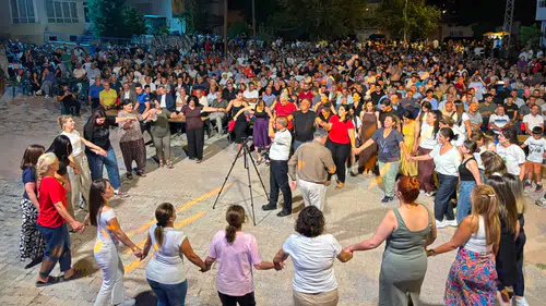 Yazıhan'da Festival Coşkusu! Binlerce Kişi Fethiye Gençlik ve Halk Festivali'nde Buluştu