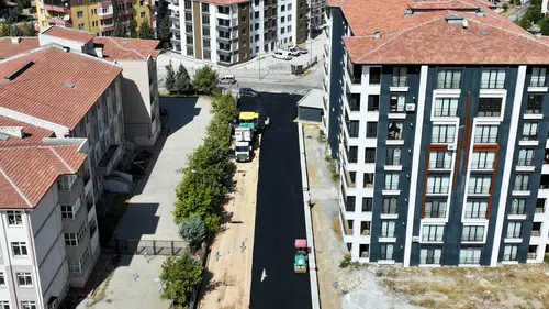 Yeşilyurt’ta Ulaşımı Rahatlatacak Çalışma: Özalper’de Yollar Yenileniyor