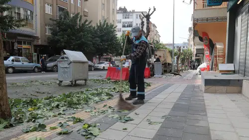 Battalgazi’de Temizlik Seferberliği: Ekipler İlçenin Dört Bir Yanında Çalışıyor