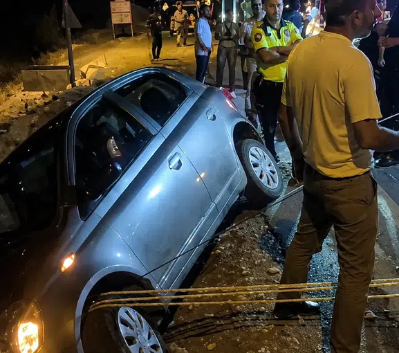Kanala Düşmesine Saniyeler Kala Kurtarıldı! Malatya'da Yürekleri Ağza Getiren Kaza