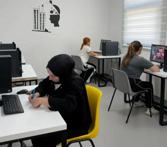 Battalgazi’de KPSS’ye Hazırlanan Öğrencilerin Tercihi Oldu: Sessiz Çalışma Alanı Dikkat Çekiyor