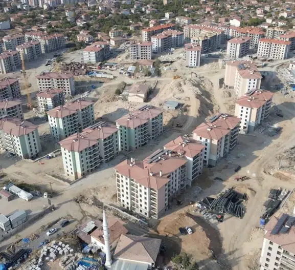 Taştepe’de Büyük Dönüşümde Yeni Aşama: Hak Sahipleri Evlerine Kavuşuyor
