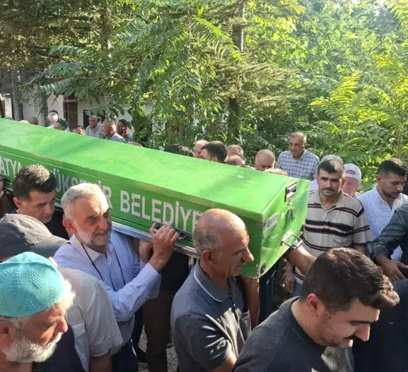 Malatya İş Dünyasının Acı Kaybı: MTSO Eski Başkanı Abdurrahman Yavuz Toprağa Verildi