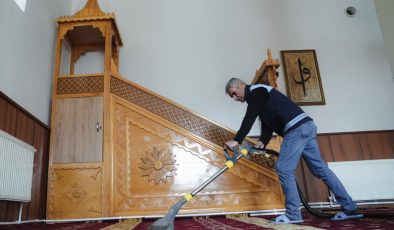 Ramazan Öncesi Battalgazi’de Camiler Temizleniyor!