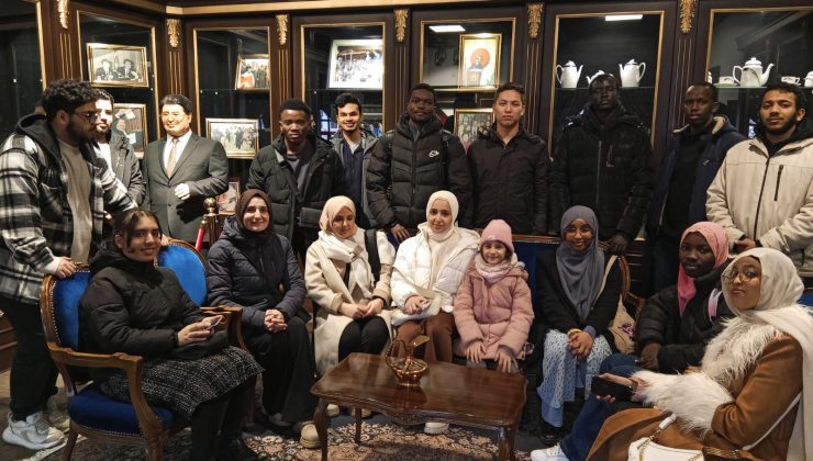 Yabancı Öğrencilerden Sanat Sokağına Ziyaret