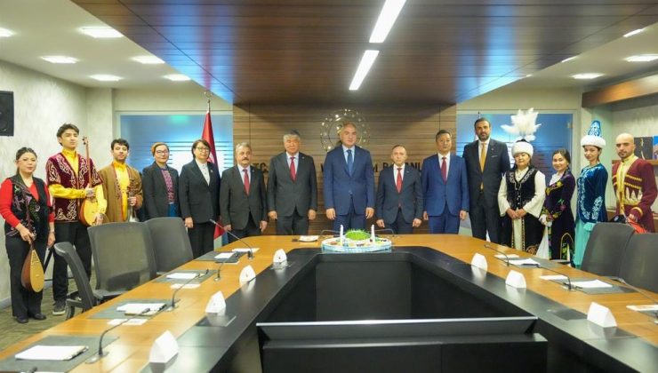 Bakar Ersoy, Türk Dünyasının Nevruz Bayramını Kutladı!